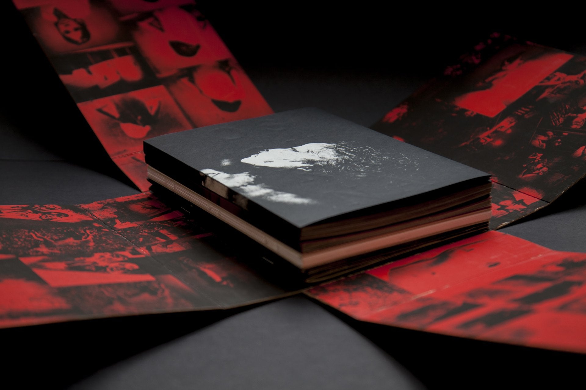 Oscurana Special Edition - Antoine D'Agata – Hydra + Fotografía