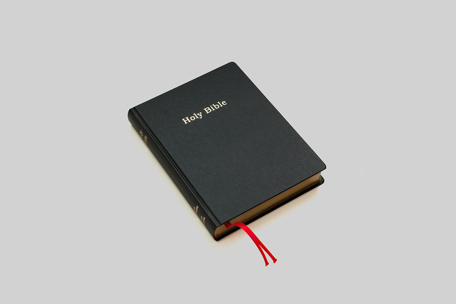 Holy Bible Primera Edición | Adam Broomberg & Oliver Chanarin