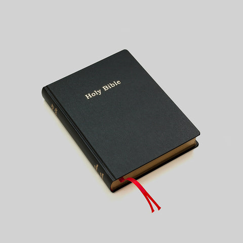 Holy Bible Primera Edición | Adam Broomberg & Oliver Chanarin